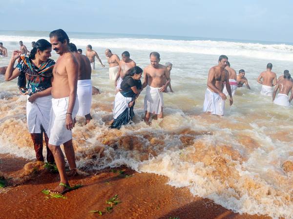 പ്രസിദ്ധ കേന്ദ്രങ്ങള്