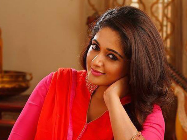 സദാചാരക്കാര് പോയി പണി നോക്കട്ടെ