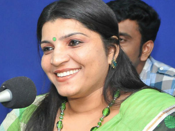 പല പ്രമുഖരുടെയും സഹായം