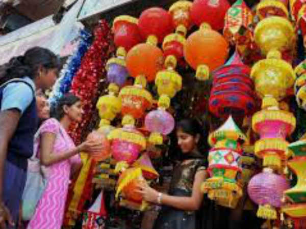ഹോട്ടല് മാനേജര്ക്ക് 8230