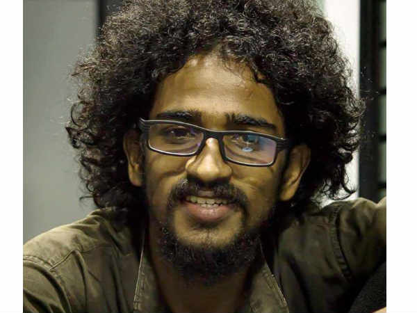 ലഘുലേഖ വിതരണം ചെയ്തു