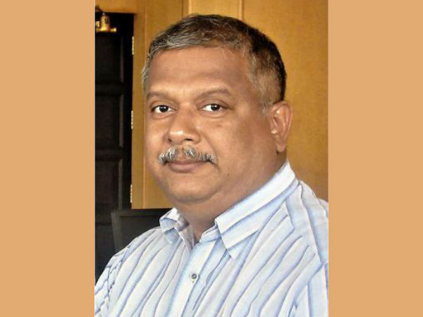 മാധ്യമങ്ങളിലൂടെ