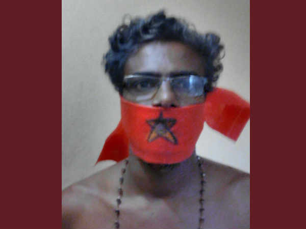കുടുംബത്തെയും വെറുതെ വിടുന്നില്ല