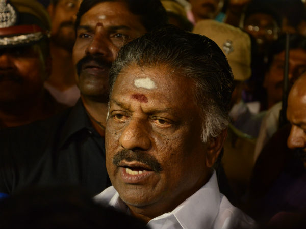 22 പേര് കൂടെയുണ്ടെന്ന് കണക്ക്