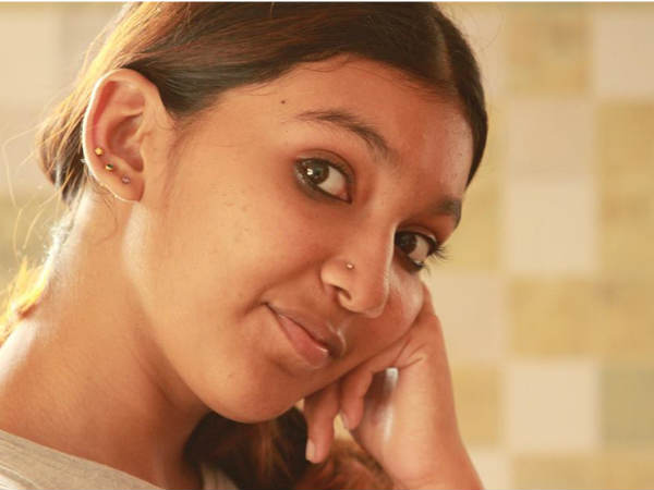 കസേരയില് ഇരുന്നു... എന്താണ് പ്രശ്നം