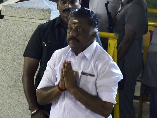 ശശികല അകത്തായതിന് ശേഷമായിരുനന്നെങ്കില്