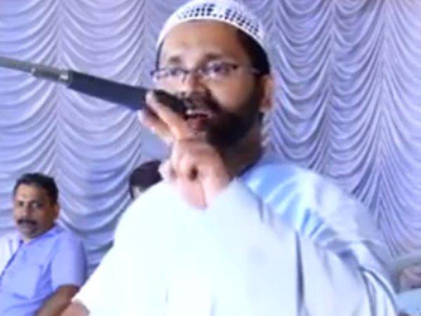 പോലീസില് പരാതി...