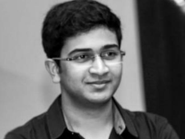 നാട്ടിലെത്തി