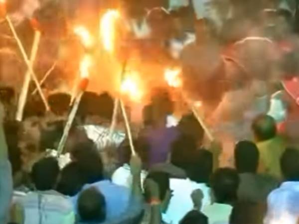 ഏതാണീ ഡയലോഗ്