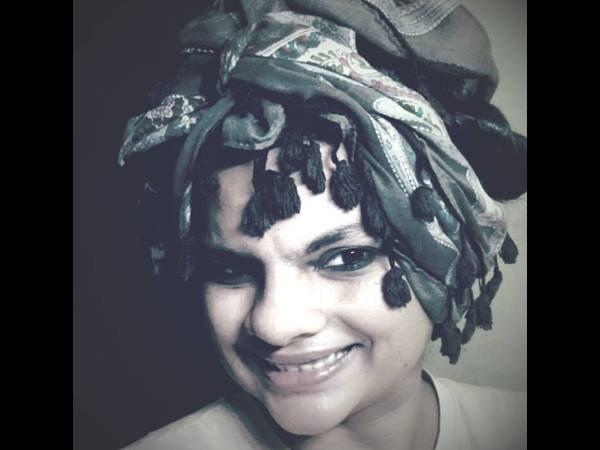 കൂട്ടുകരോട് മാപ്പ് ചോദിക്കുന്നു