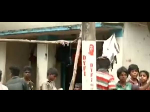 വീട്ടില് എല്ലാവര്ക്കും കൂടി ഒരു കക്കൂസ്