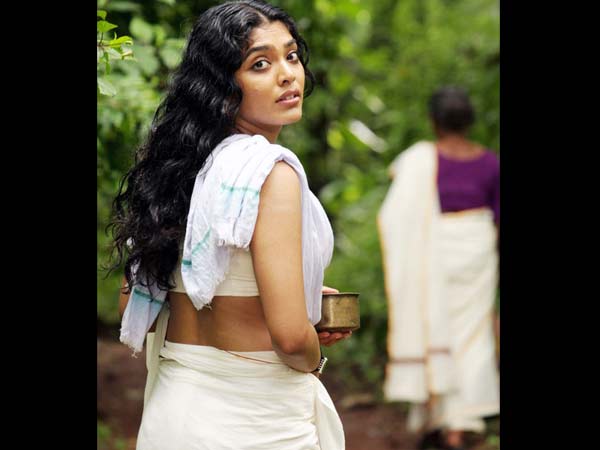 തിരക്കഥ ഒരുക്കുന്നത്
