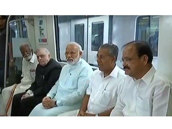 വെട്ടി നിരത്തിക്കളിഞ്ഞു