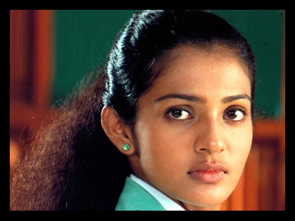 പാര്വതി, ലക്ഷ്മി റായ്