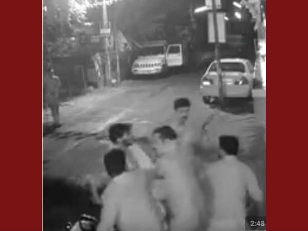 ബിജെപി ഓഫീസിന് നേര്ക്ക്