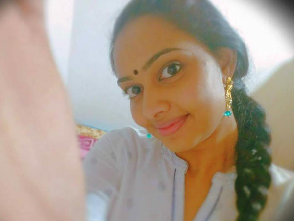 ആര്, എങ്ങനെ, എപ്പോള്