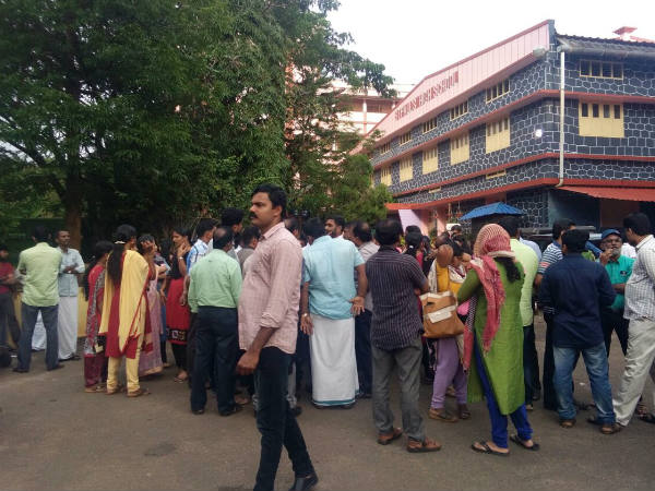 അകാരണമായി പിരിച്ച് വിടൽ