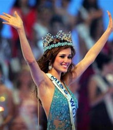 Maria Julia Mantilla Garcia - Miss World 2004