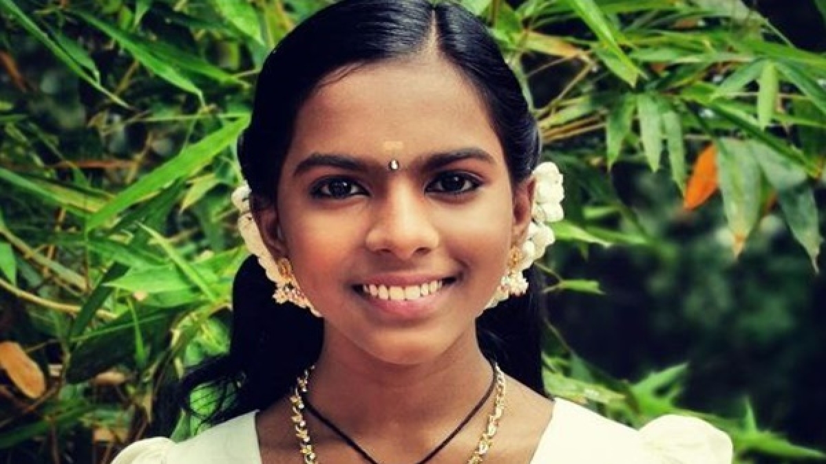 Flowers tv top singer seetha lakshi wins title, thejas got second