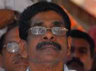 ഭൂരിഭാഗംരാഷ്ട്രീയക്കാരും മദ്യപാനികള്‍:മുല്ലപ്പള്ളി