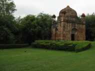 ദില്ലി ഗോള്‍ഫ് ക്ലബ്: വാടക ചില്ലറ, മൂല്യം കോടികള്‍