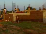 നിര്‍മാണ തൊഴിലാളിക്കും നോക്കുകൂലി!