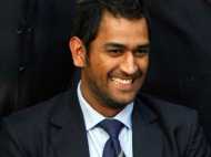 ചാനലിനെതിരെ കേസ്,ധോണി 100കോടി ആവശ്യപ്പെട്ടു