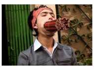 138 പെന്‍സില്‍ വായില്‍ കുത്തിനിറച്ചാല്‍ എന്ത് സംഭവിക്കും? വീഡിയോ കണ്ടു നോക്കൂ...