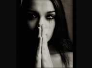 പാവ പീഡിപ്പിച്ചെന്ന് യുവതിയുടെ പരാതി... എന്തെല്ലാം തരം പീഡനങ്ങളാണോ!