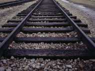 വടകരയില്‍ തീവണ്ടി അട്ടിമറിക്ക് ശ്രമം? പാളത്തില്‍ സ്‌കൂട്ടര്‍ വച്ചു, സ്‌കൂട്ടര്‍ ചിന്നിച്ചിതറി