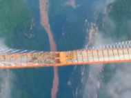 അമേരിക്കയെ നാണം കെടുത്തി ചൈന...ഭീമന്‍ പാലമാണ് താരം