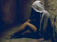 17കാരിയെ നഗ്നയാക്കി, മൊട്ടയടിച്ചു! കേട്ടാല്‍ ഞെട്ടും ഹൗറ- ജോധ്പൂര്‍ എക്‌സ്പ്രസിലെ പീഡനം