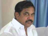 വോട്ടെടുപ്പിനിടെ തന്നെ നോക്കി ചിരിക്കേണ്ട!! പളനിസ്വാമി ഞെട്ടി,പറഞ്ഞത് ചില്ലറക്കാരനല്ല....