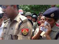 നാട്ടുകാരുടെ മുന്നിൽ വെച്ച് ബിജെപി എംഎൽഎ ചീത്ത പറഞ്ഞു, വനിതാ ഐപിഎസ് ഉദ്യോഗസ്ഥ കരഞ്ഞു !!!