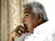 ലേലു അല്ലു ലേലു അല്ലു ! വിഴിഞ്ഞം കരാർ സിഎജി റിപ്പോർട്ടിനെതിരെ മുൻമുഖ്യമന്ത്രി ഉമ്മൻചാണ്ടി പരാതി നൽകി