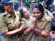 പിണറായി കബളിപ്പിക്കുന്നു!! പറഞ്ഞതൊക്കെ പച്ചക്കള്ളം!! മഹിജയുടെ സമരം തീർക്കാൻ കരാറുണ്ടായിരുന്നില്ല!!