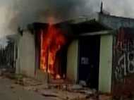 വീടിന് മുന്നില്‍ ചത്തപശു..മുസ്ലിം കര്‍ഷകനെ നൂറോളം പേര്‍ തല്ലിച്ചതച്ചു..!! വീടിന് തീയിട്ടു..!!