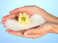 നാപ്കിന്നിന്‍റെ നികുതി ന്യായവാദങ്ങളുമായി കേന്ദ്രം,  ആദ്യത്തേക്കാള്‍ കുറവ്!!