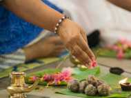 പിതൃ സ്മരണയിൽ കർക്കടക വാവ്!! ബലിയർപ്പിച്ച് പുണ്യം നേടി ആയിരങ്ങൾ...