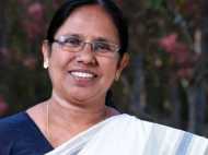 ശൈലജയ്ക്ക് ആശ്വാസം, ഹൈക്കോടതി പരാമര്‍ശം നീക്കി, എംഎല്‍എമാര്‍ സത്യാഗ്രഹം പൂട്ടിക്കെട്ടി