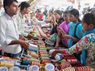 അത്തം പത്തിന് പൊന്നോണം, പൊന്നോണത്തെ വരവേല്‍ക്കാന്‍ വഴിയോര കച്ചവടക്കാരും റെഡി