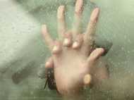 കാറിനുള്ളിൽ അലറിവിളിച്ച് യുവതി! വാഹനം തടഞ്ഞ നാട്ടുകാർ ശരിക്കും 'വിറച്ചു'! സംഭവം തൊടുപുഴയിൽ....