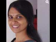 കന്യാമറിയം കന്യകയോ? ദൈവാവിഷ്ടർക്കെതിരെ വന്ന പ്രചരണത്തിനെതിരെ തുറന്നടിച്ച് എഴുത്തുകാരി