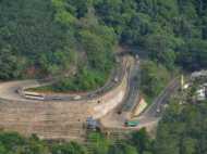 നട്ടുച്ചനേരത്ത് തണുപ്പും മൂടൽ മഞ്ഞും! പതിവില്ലാത്ത കാഴ്ച കണ്ട് വയനാട്ടുകാർ ആശങ്കയിൽ...