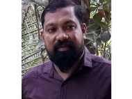 ബൈക്ക്  കല്ലില്‍ത്തട്ടിമറിഞ്ഞ് യുവാവ് മരിച്ചു