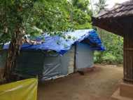 അന്‍വര്‍ എംഎല്‍എയുടെ നിയമലംഘനത്തിനെതിരെ പരാതി നല്‍കിയ വ്യക്തിയോട് എം.എല്‍.എയുടെ പ്രതികാര നടപടി,  പരാതിക്കാരന്റെ എസ്റ്റേറ്റില്‍ ആദിവാസികളെകൊണ്ട് കുടില്‍കെട്ടിച്ചുവെന്ന് പോലീസില്‍ പരാതി