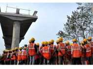 വേനല്‍ കനത്തു, തൊഴില്‍ സമയത്തില്‍ മാറ്റം; നിയമലംഘകരെ പിടികൂടാന്‍ സ്‌ക്വാഡ്