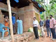 താളം തെറ്റിയ  ശ്രീലതയ്ക്ക് ഇനി മഴയെ ഭയക്കേണ്ട മാനം നോക്കി കിടക്കുന്ന തന്റെ സ്വപ്‌ന വീടിന് മേല്‍ക്കുര വരാന്‍ പോവുന്നു