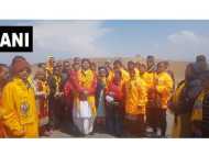 മാനസസരോവര്‍ തടാകത്തില്‍ മുങ്ങാന്‍ അനുവദിച്ചില്ല: ചൈനീസ് അധികൃതര്‍ക്കെതിരെ തീര്‍ത്ഥാടകര്‍