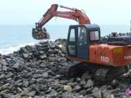 ചെല്ലാനം തീരത്ത് തകർന്ന കടൽഭിത്തിയുടെ ബലപ്പെടുത്തൽ ജോലികൾ ആരംഭിച്ചു